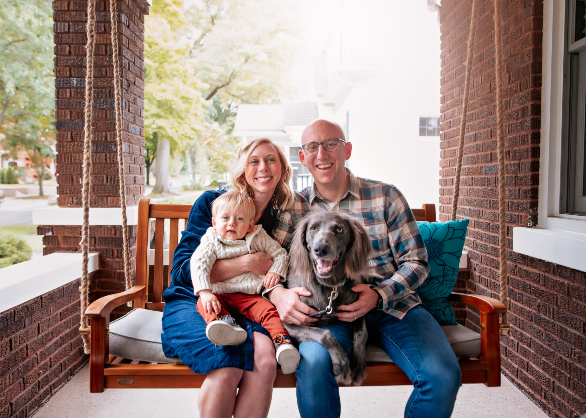 Columbus-fall-family-pictures-with-dog.jpg